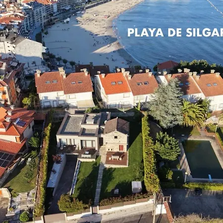 Luxury En Playa De Silgar 別荘